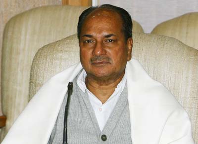 Antony visits forward areas in J-K, lauds Army’s role