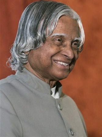 Kalam urges Indians to read books to facilitate ''knowledge revolution’