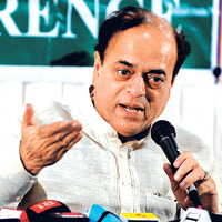 Abu Azmi roughed up in Maharashtra Assembly for taking oath in Hindi