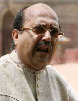 Amar Singh resigns from Samajwadi Party