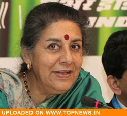 Ambika-Soni001