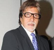 Big B turns 'chauffer' for Oprah Winfrey
