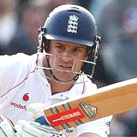 Strauss breaks into top 20 Reliance Mobile ICC player rankings