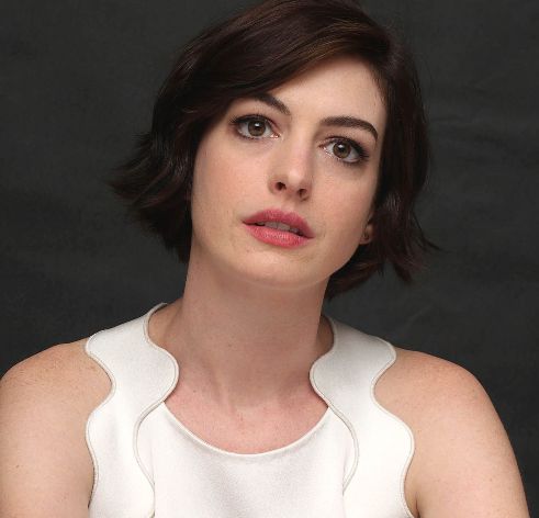 anne hathaway. Anne Hathaway