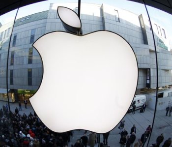 Apple now valued at record $624 billion