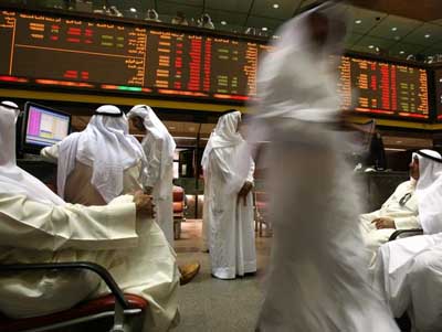 Arab stocks slip on weak quarterly earnings, global woes