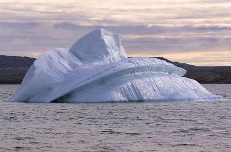 Arctic ice melt peaking at level close to last year''s record melt