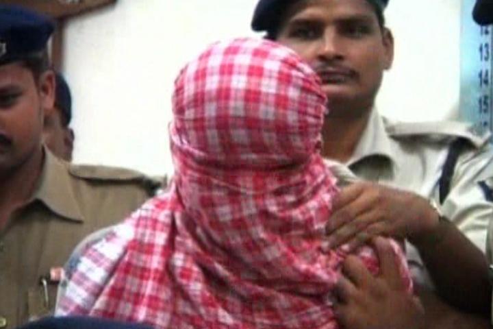 Drug peddler with suspected ISI links held in Delhi 