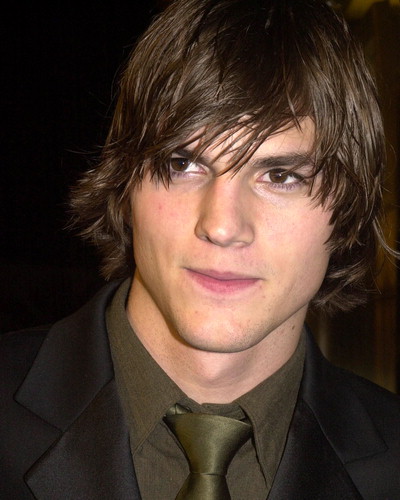 Ashton Kutcher Balding pic