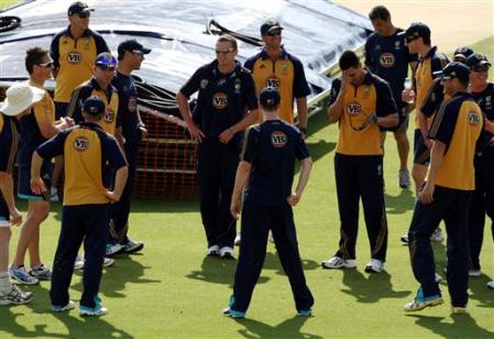  Australian team practices hard ahead on ODI series against India