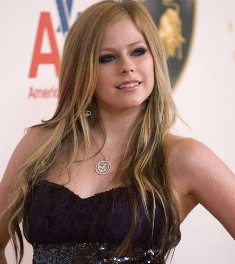 Avril Lavigne Drinking