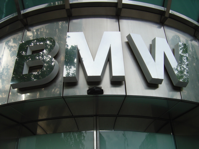 BMW-Sauber F1 team sold to Swiss investors