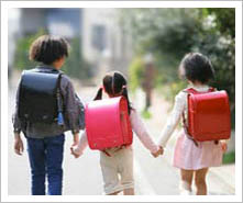 Heavy backpacks can lead to backaches for kids