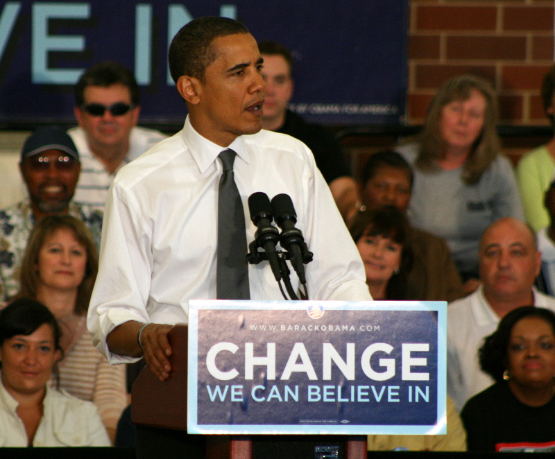 Obama tries to convince Colorado voters for early voting
