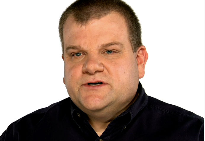 Why Bob Mansfield decided to return to Apple after announcing retirement?