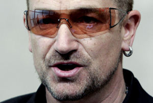 Bono calls for control over net downloads