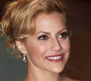 US actress Brittany Murphy dies at age 32