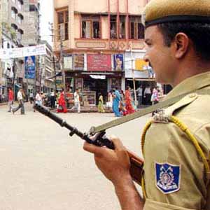 Mob attacks CRPF troopers in train after molestation charge  