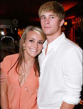 Jamie Lynn Spears’ beau left with fractured skull after accident