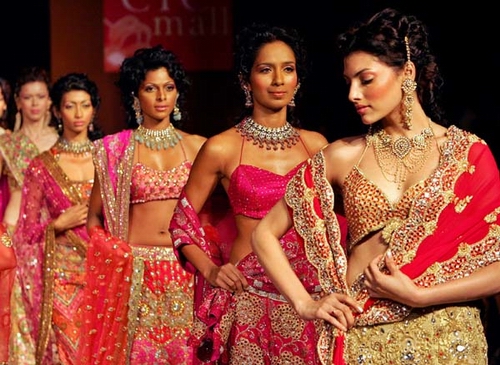 http://www.topnews.in/files/Chennai-Show-Diamond.jpg