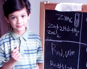 Talking, playing a `balanced method' to have child prodigies