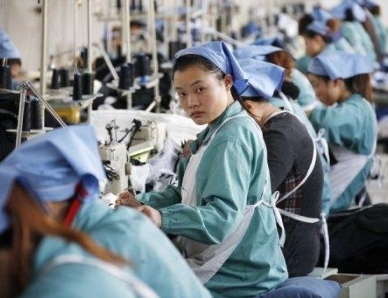 Fall in China’s manufacturing continues