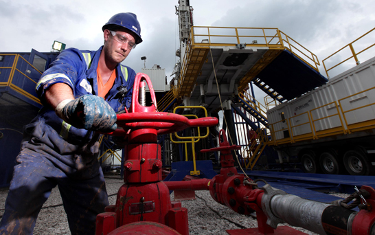 UK government approves ‘fracking’ for shale gas extraction