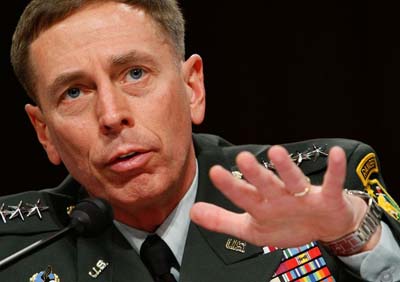 CENTCOM chief Petraeus warns that Israel might strike Iran