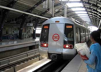 Delhi Metro to recover Phase-I cost by 2011 