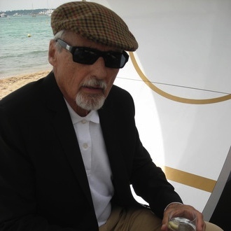 Stars gathers for funeral of actor Dennis Hopper