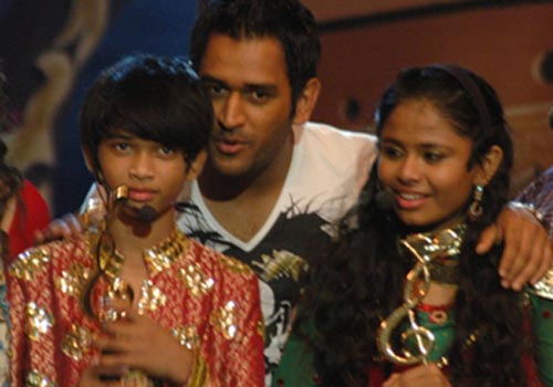 Desi Dhurandhars Win “Gini & Jony Chak De Bachche”