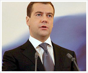 Medvedev meets Lebanese PM in Copenhagen