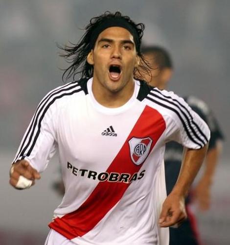 Falcao-Garcia.jpg