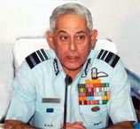IAF chief says uniformed pilots not involved in close Mumbai air mishap