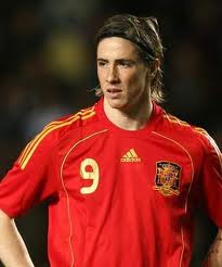 Chelsea boss Villas-Boas warns misfiring striker Torres of possible axing