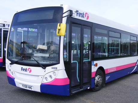 FirstGroup places order for 425 new buses