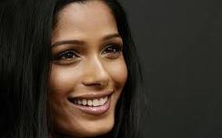 Dev Is A Great Flirt Says Frieda Pinto