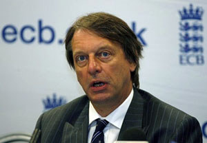 ECB chief Clarke challenged by businessman in quest for second term