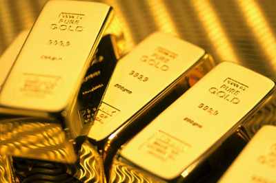 Gold prices rise to Rs 27,240 on global cues