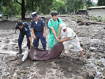Twelve dead in mudslide in Guatemala
