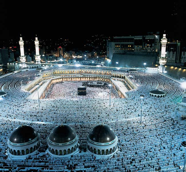 Floods kill 48 as Haj pilgrimage begins in Saudi Arabia