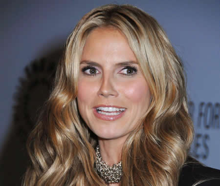 Heidi Klum may host Victoria''s Secret fashion show