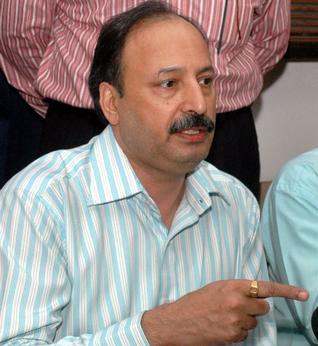 Karkare’s wife raises questions about his death in 26/11 attacks