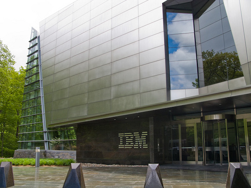IBM posts 14% rise in Q3 net income as margins remain strong