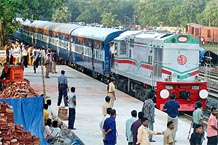 India set to resume train service to Bangladesh