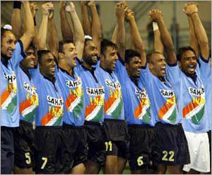 India beat Canada in hockey series opener