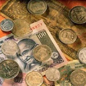 Fiscal Deficit To Come Down To 5.5% In 2010-11