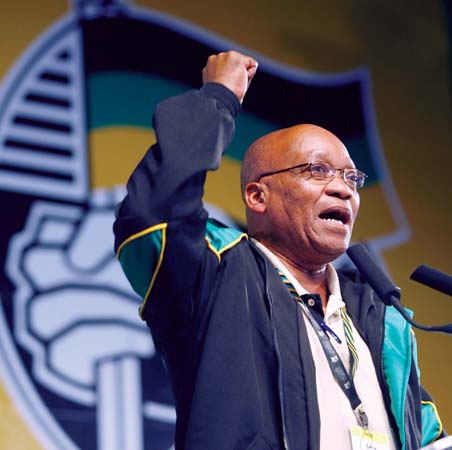 Zuma gunning for "overwhelming majority" in South African vote