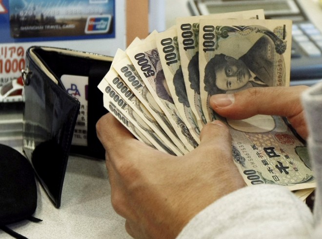 Japanese Yen falls ahead of BOJ meeting