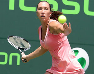 Smiling top seed Jankovic shrugs off the critics